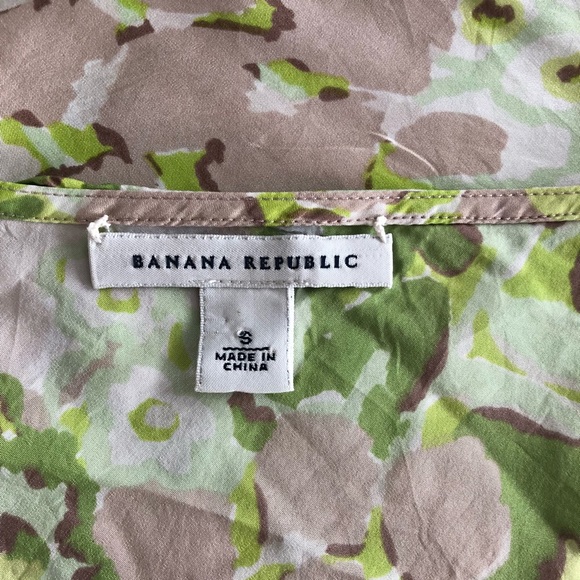 Banana Republic 100% Silk Short Sleeve Top - Picture 7 of 7